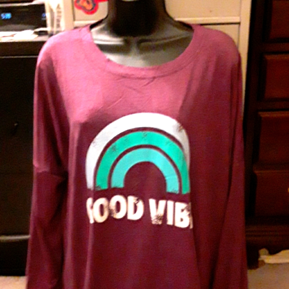 Long sleeve t-shirt